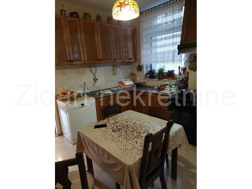 Квартира, 1506 м², 347 000$ — FAKTOR